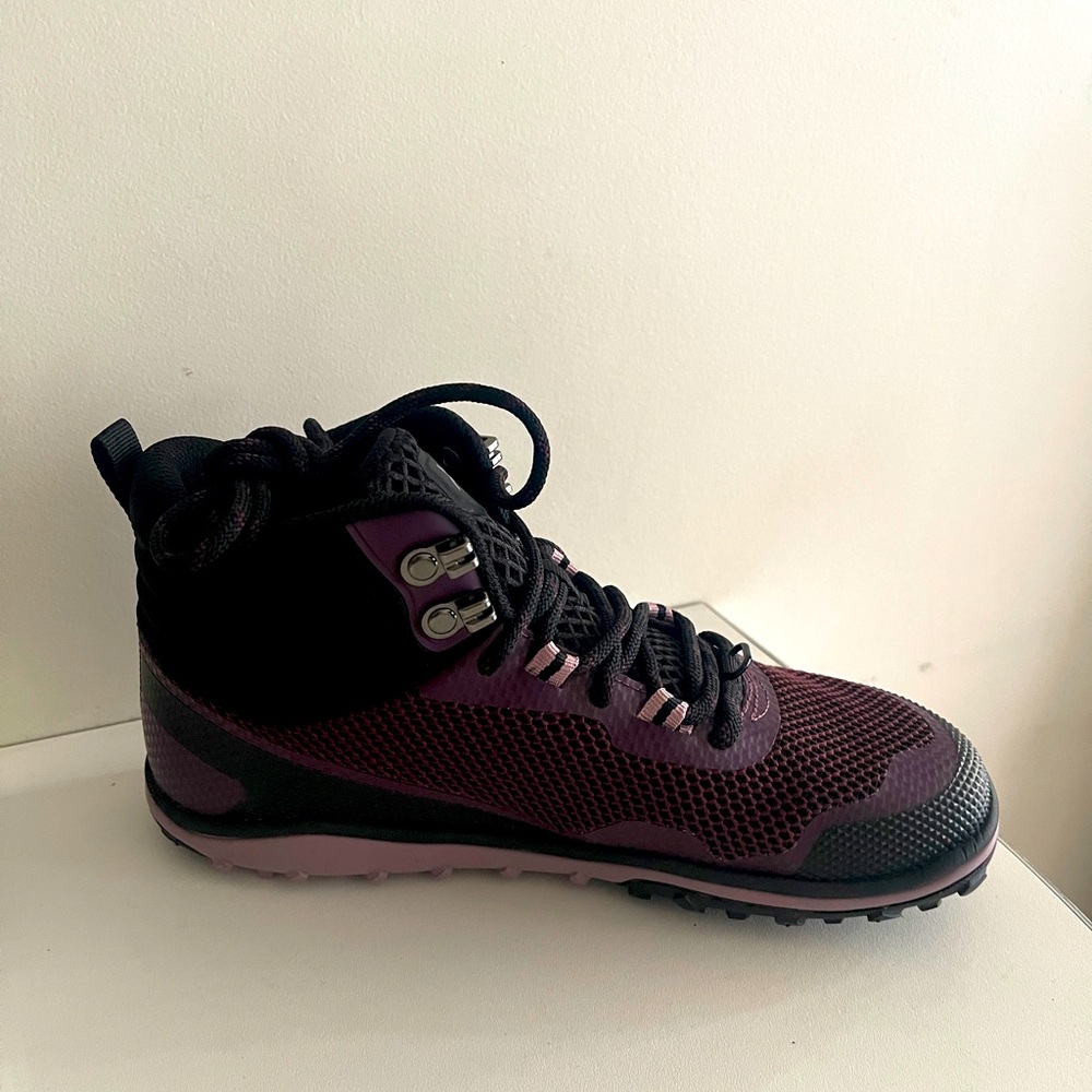 Barefoot Hiking Boots | Xero Scrambler Mid | sz 6.5 | Black/Fig | Minimalist